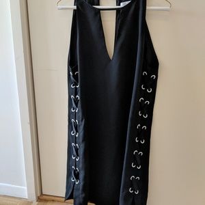 ❤️❤️adorable parker dress with lace up sides